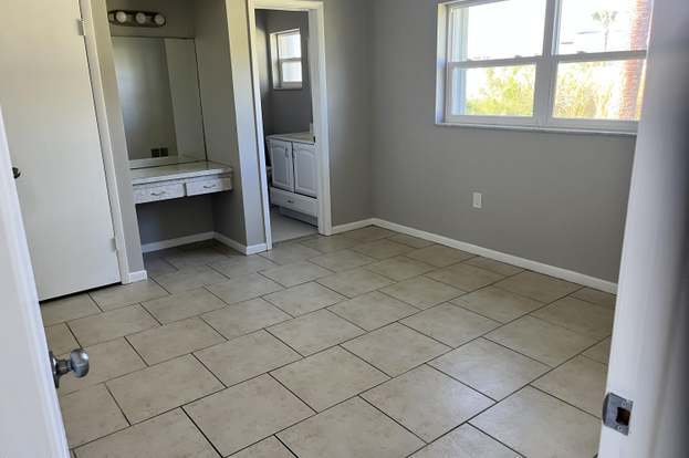 Building Photo - 2170 Emerald Ct