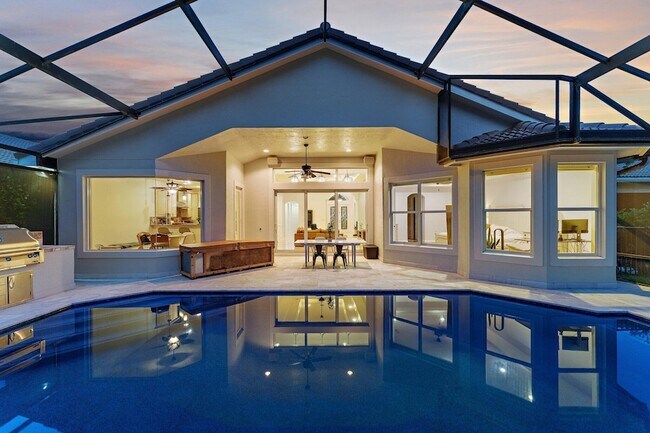 Building Photo - 236 Carina Dr