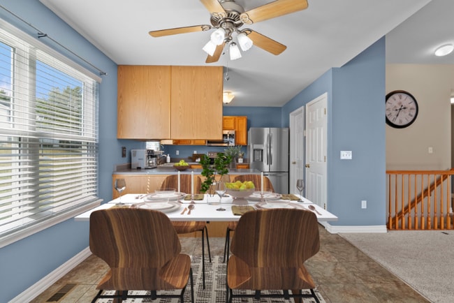 Building Photo - 665 Top Notch Ln