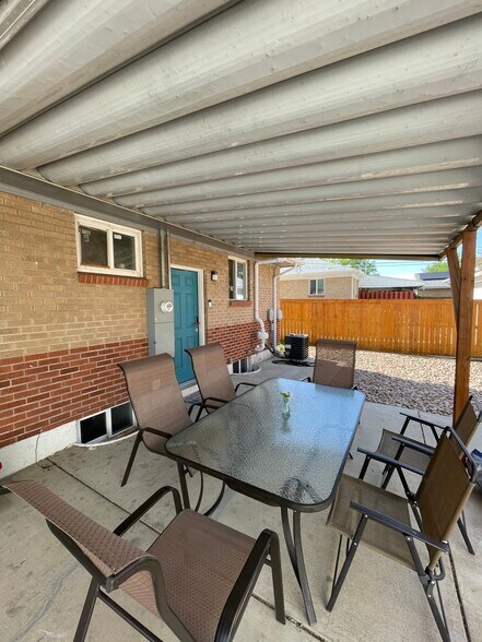 Building Photo - 6980 Ruth Way