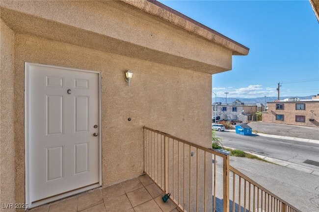 Building Photo - 6983 Appleton Dr