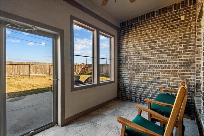 Building Photo - 20306 Fossil Valley Ln