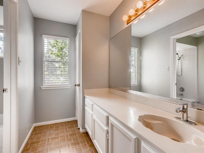 Building Photo - 1406 Westray Ct