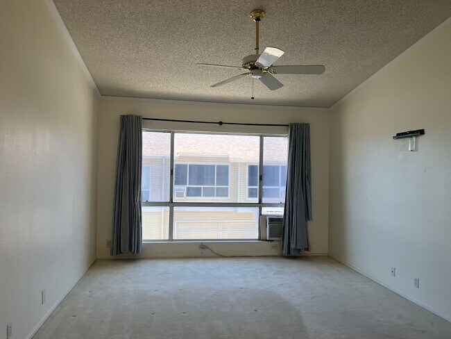 Building Photo - 91-950-950 Laaulu St