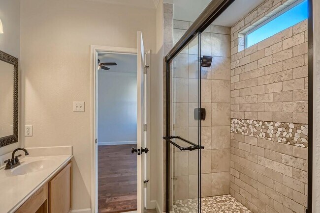 Building Photo - 8008 Serenity Way