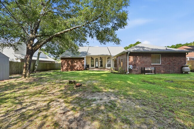 Building Photo - 1651 Northridge Rd