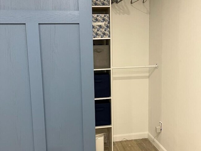 Building Photo - 1 Bedroom Condo in Vero Beach
