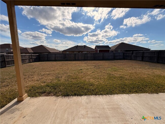 Building Photo - 2608 Coal Oil Dr