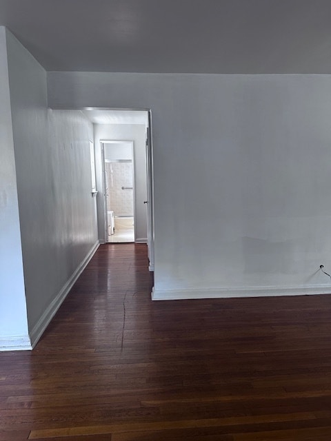 Hallway looking into Bathroom - 473 Blanchard Ter