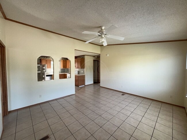 Building Photo - 3100 Cantabrian Dr