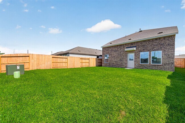 Building Photo - 28522 Golden Hay Dr