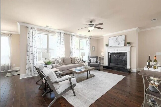 Building Photo - 7860 Highland Bluff