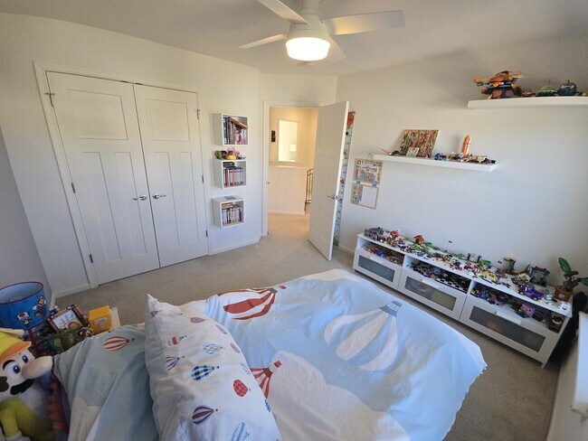 Building Photo - 1129 Flower St