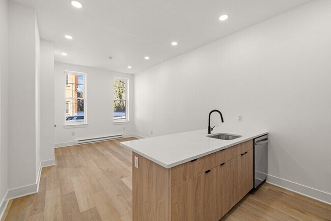 Building Photo - 2345 N 16th St