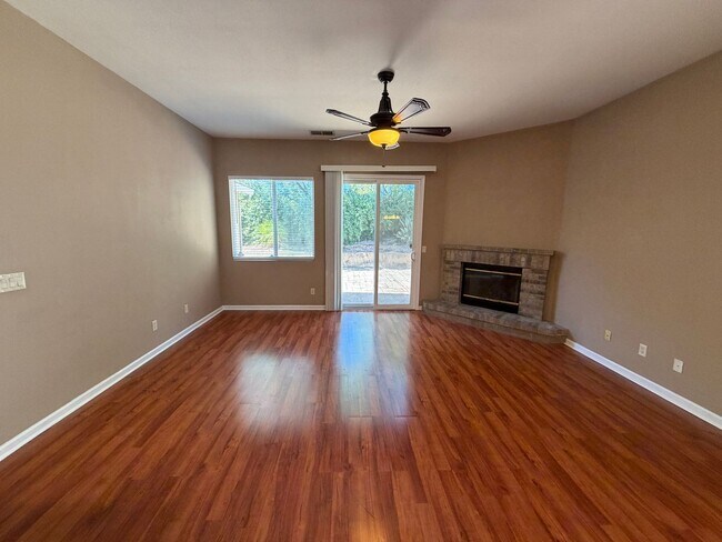 Building Photo - Beautiful Home in Cresleigh Ranch Village