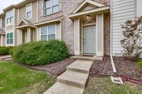 Building Photo - 3000 Peyton Brook Dr