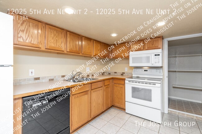 Building Photo - 12025 5th Ave NE