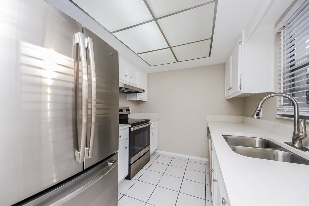 Building Photo - 1410 Orchid Ln