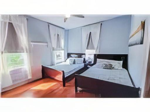 Building Photo - 2524 Avenue Q