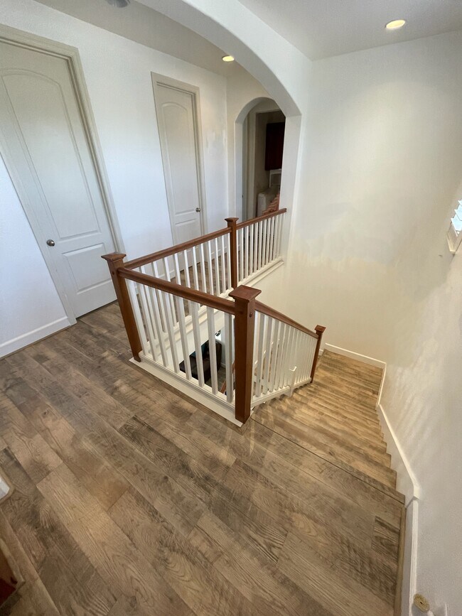 Building Photo - 1661 Sawtooth Trail