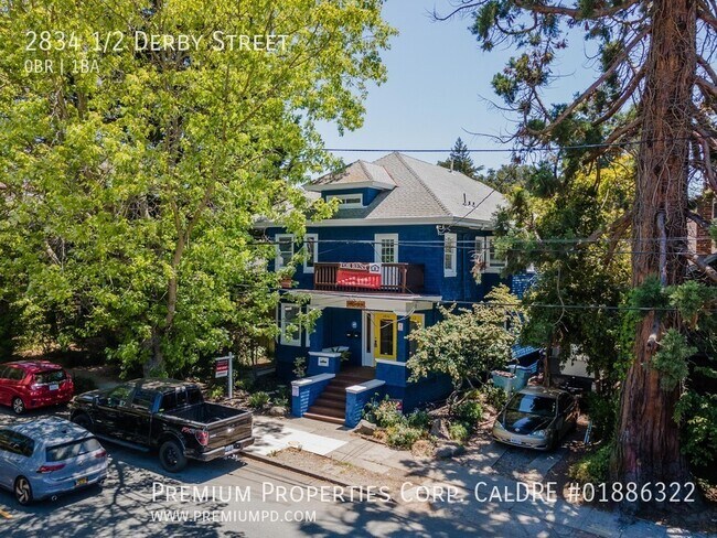 Building Photo - 2834 1/2 Derby Street-