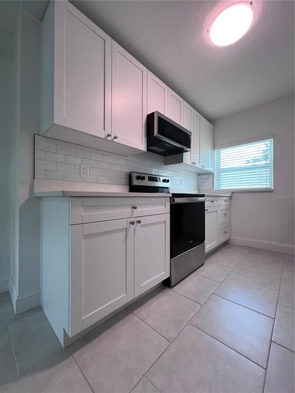 Building Photo - 118 W Sligh Ave