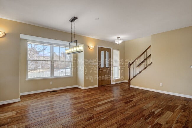 Building Photo - 6160 Bestview Way