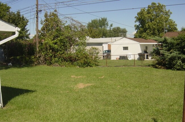 Building Photo - 4024 E Livingston Ave