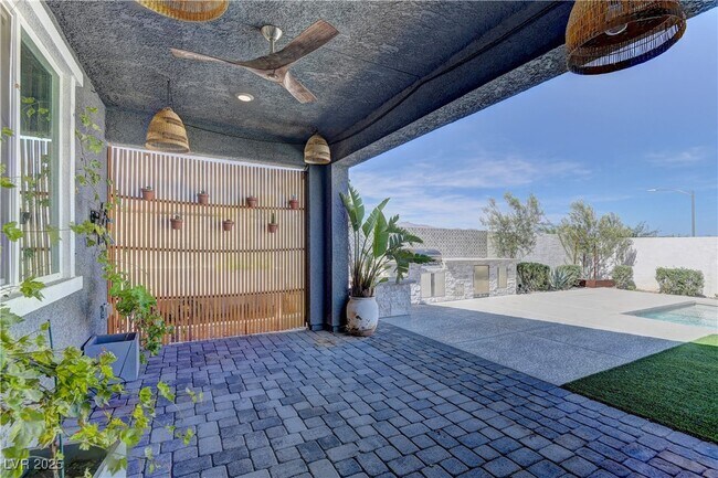 Building Photo - 6390 Montrose Park Ct