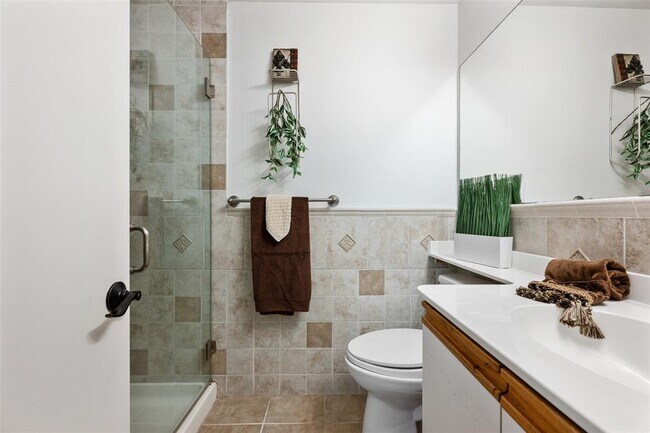 Building Photo - 9504 Quail Village Ln