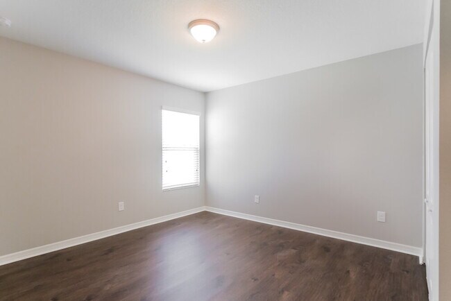 Building Photo - 306 Ashby Lndg Wy