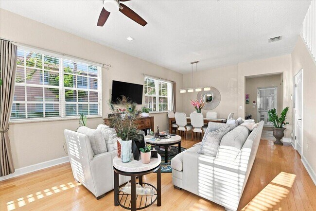 Building Photo - 701 SW 147th Ave