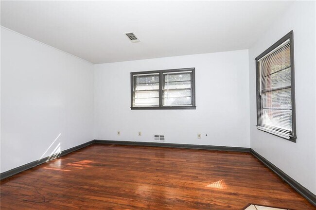 Building Photo - 1678 Bagpipe Pl