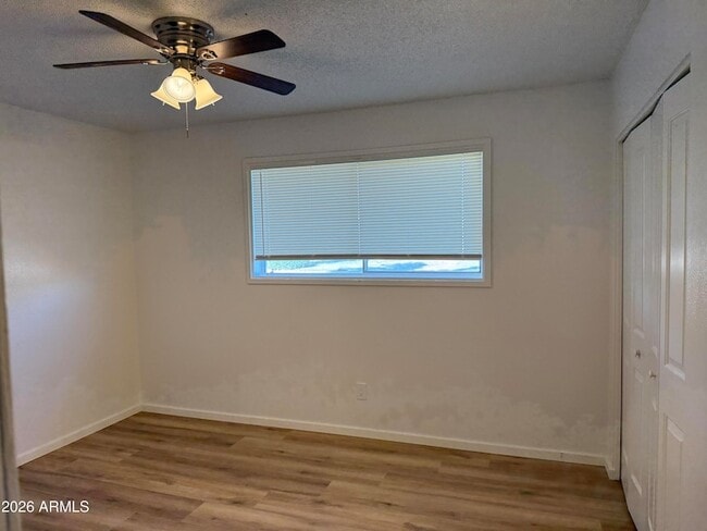 Building Photo - 503 E Loyola Dr