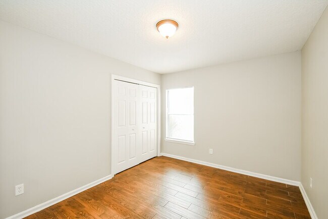 Building Photo - 3531 Waterford Oaks Dr