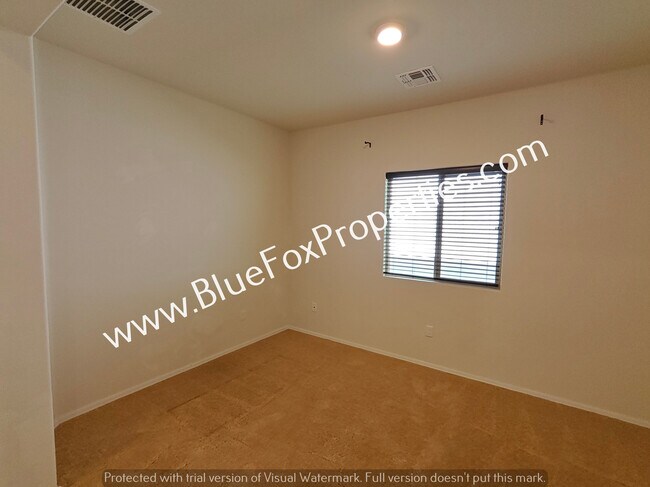 Building Photo - 11007 E White Sage Dr