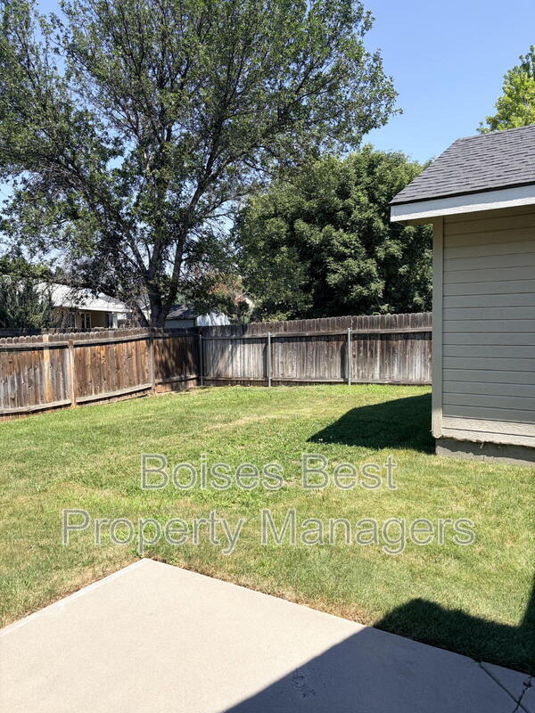 Building Photo - 1276 W Brown Trout Dr