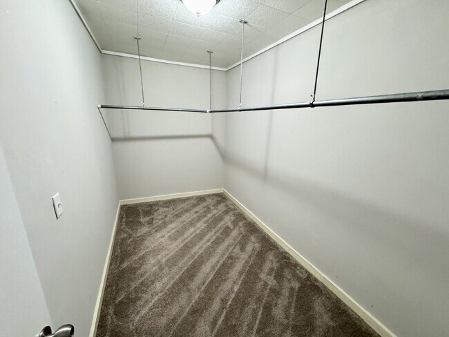 Building Photo - Reduced - Charming 3-Bed, 2-Bath Home in Westminster With Fenced Back Yard - Monthly rate just Re...