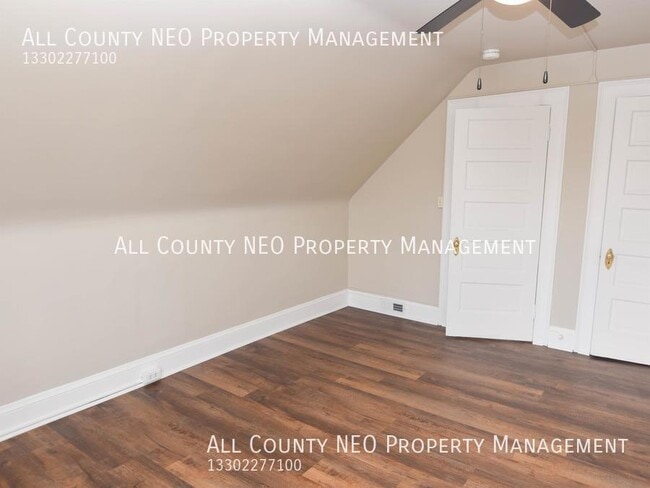 Building Photo - 1224 W Clifton Blvd