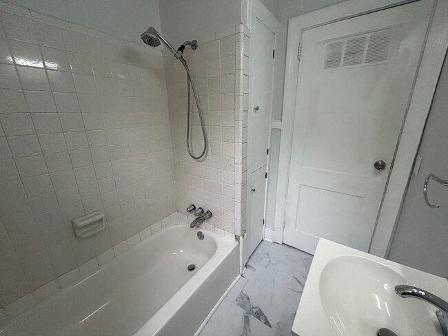 Building Photo - 5105 Middleton St