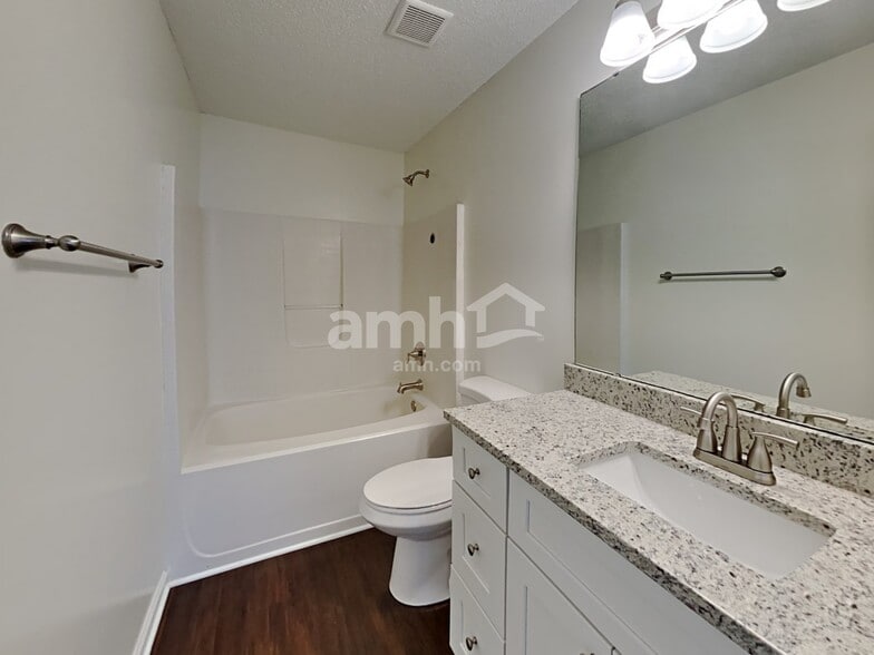 Building Photo - 3112 Teton Dr