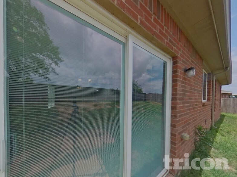 Building Photo - 416 San Lucas Dr