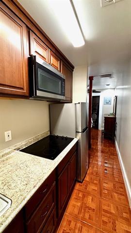 Building Photo - 4618 Eastside Ave