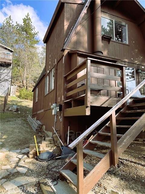 Building Photo - 2401 Fir Dr