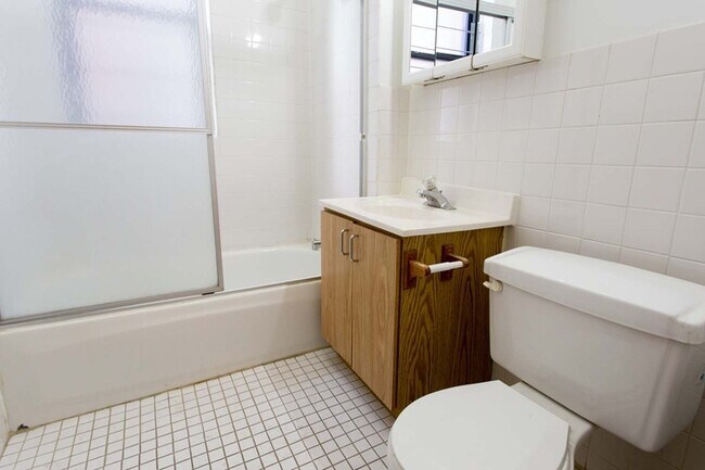 Floorplan - 1018 E. 54th Street