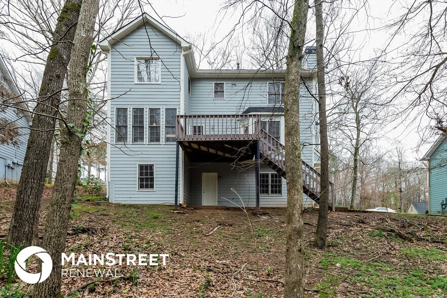 Building Photo - 3175 Rock Creek Dr