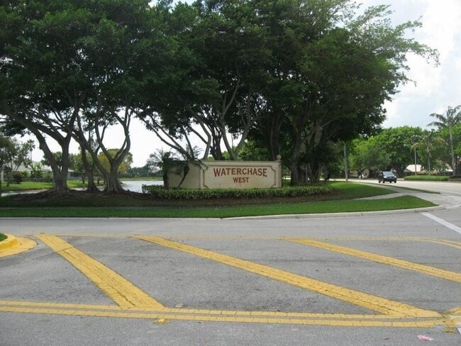 Building Photo - 5628 Pebble Brook Ln