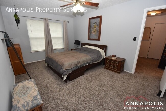 Building Photo - 1152 Neptune Pl