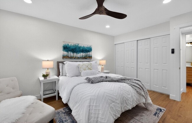 Building Photo - 199 E Warren Common