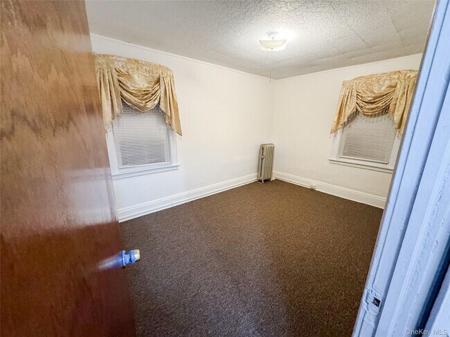 Building Photo - 109-35 96th St